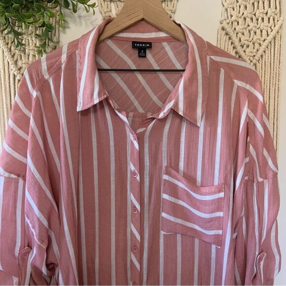 TORRID Lindsay Drop Shoulder Button Down Top Dusty Pink Size 3 3X 22 24 - Picture 5 of 12
